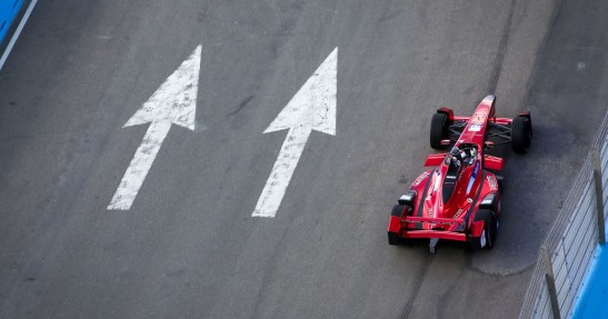 Formuła E może pomóc Formule 1 osiągnąć moc 1000 KM