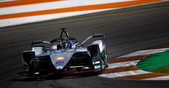 Buemi pozostaje rezerwowym Red Bulla