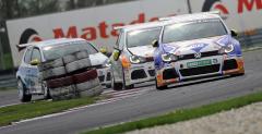 Volkswagen Castrol Cup: Efektowne zwycięstwo Lisowskiego w drugich zawodach na Slovakia Ringu