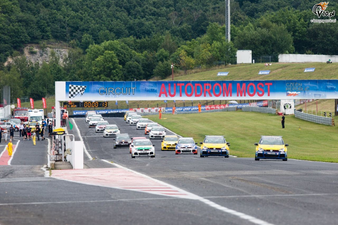 Volkswagen Castrol Cup - Autodrom Most 2014