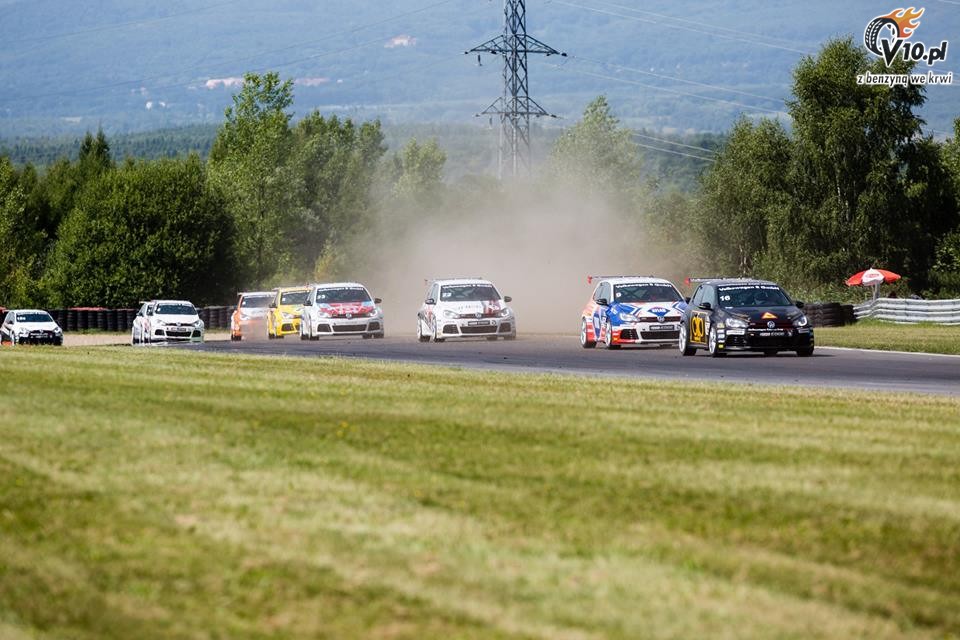 Volkswagen Castrol Cup: Kupcikas dokada drugi triumf w Mocie