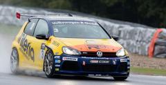 VW Castrol Cup: Kupcikas wygra mokre kwalifikacje w Brnie