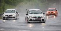 Volkswagen Castrol Cup: Mokre kwalifikacje na Hungaroringu dla Flucha