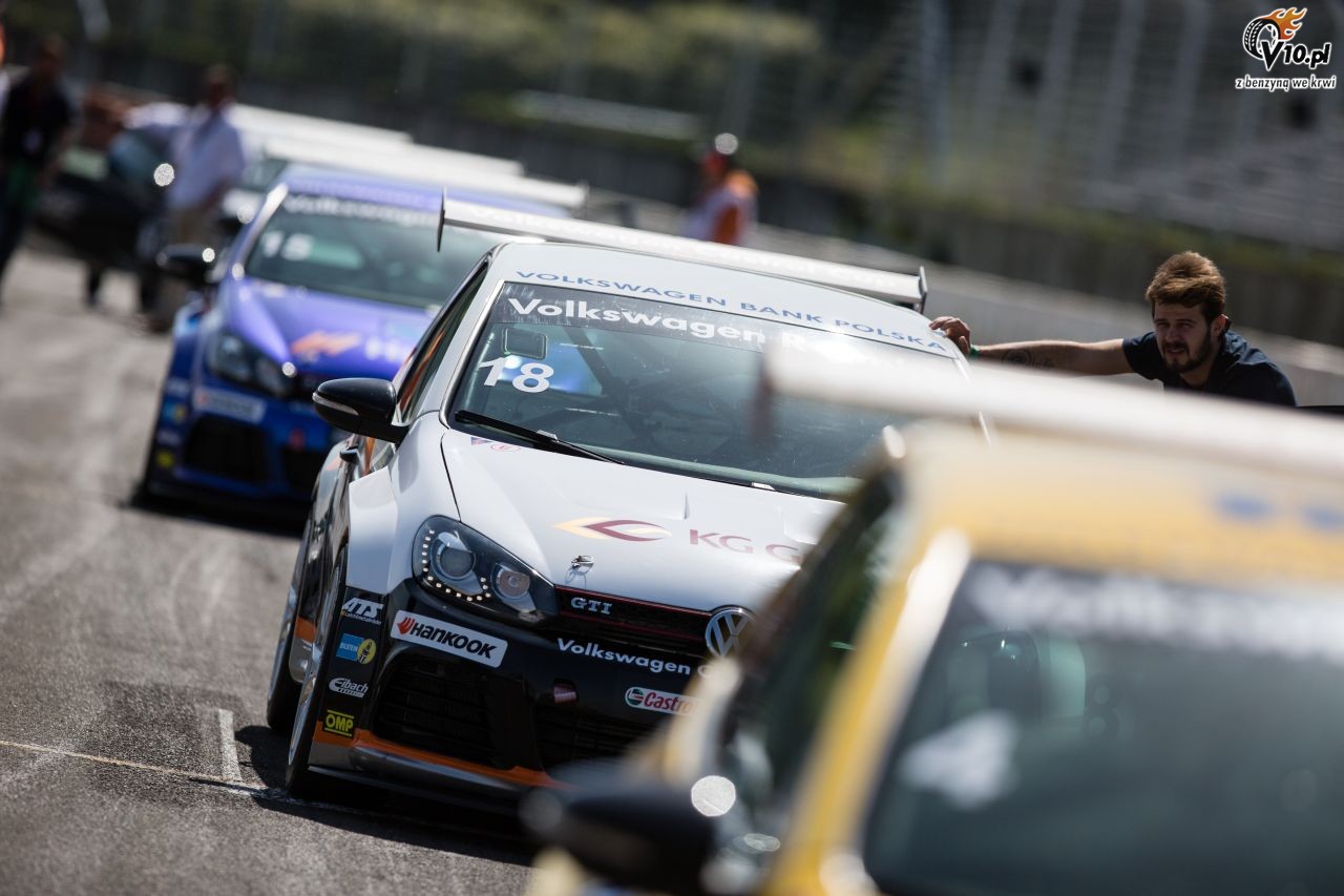 Volkswagen Castrol Cup debiutuje na EuroSpeedway Lausitz z Agnieszk Szulim