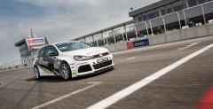 Volkswagen Castrol Cup: 23 kierowcw zaliczyo przedsezonowe testy na Slovakia Ringu