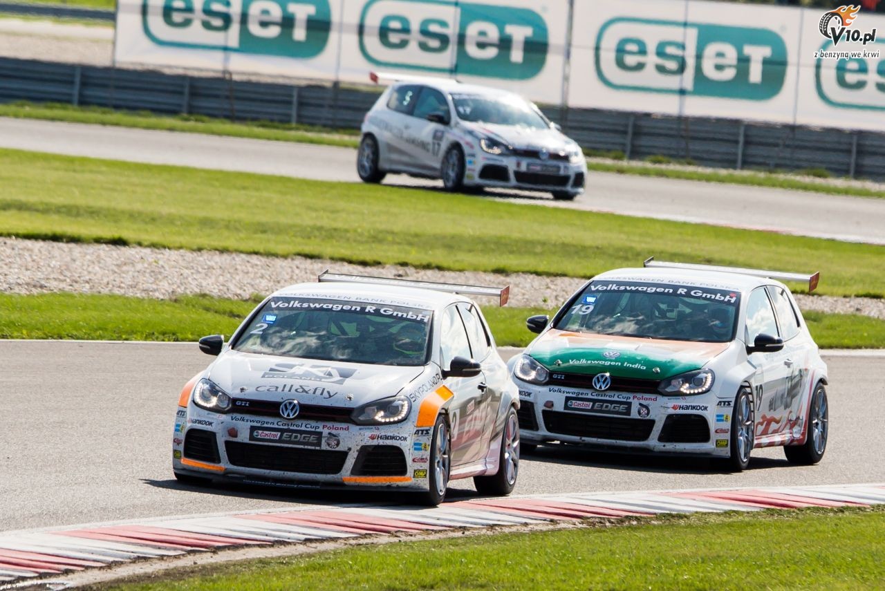 Jerzy Dudek jednak kontynuuje karier w VW Golf Cup