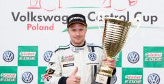 Volkswagen Castrol Cup w Mocie - pojedynek Jerzego Dudka i Svena Hannawalda
