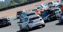 VW Golf Cup: Kruger wygrywa pierwszy wyścig na Sachsenringu, świetna Rdest