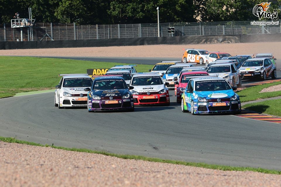 VW Golf Cup: Kruger niepokonany na Sachsenringu