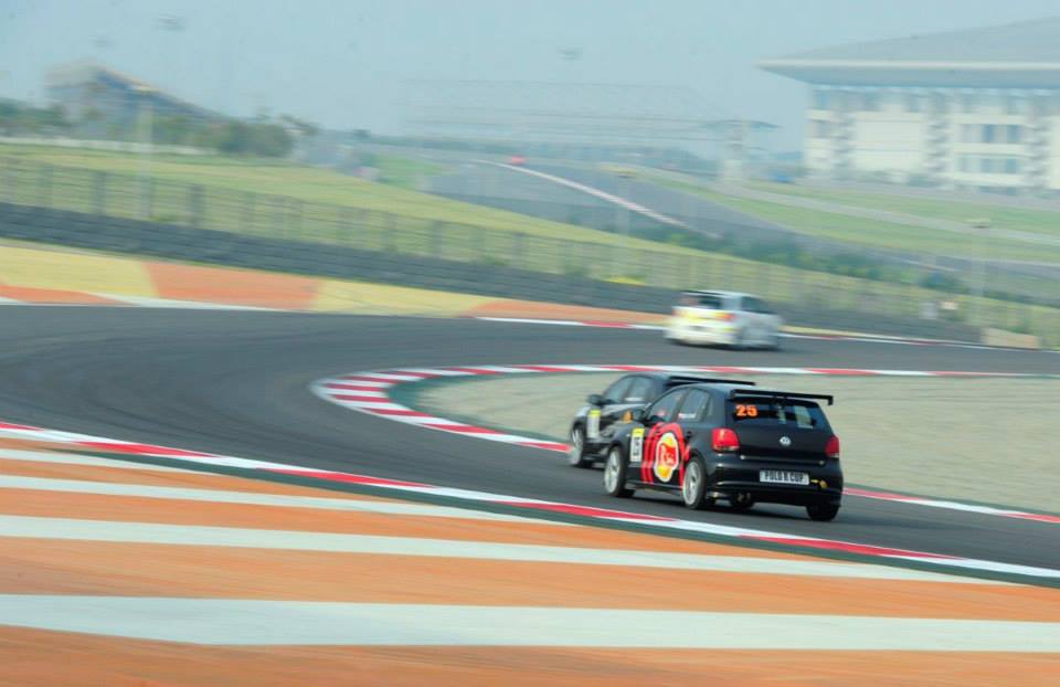 Gosia Rdest na podium w indyjskim pucharze VW Polo na torze Buddh