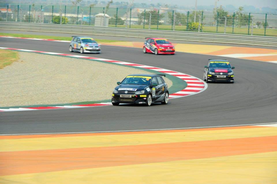 Gosia Rdest na podium w indyjskim pucharze VW Polo na torze Buddh