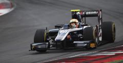 Lider GP2 rozbija si na wyjedzie z boksw