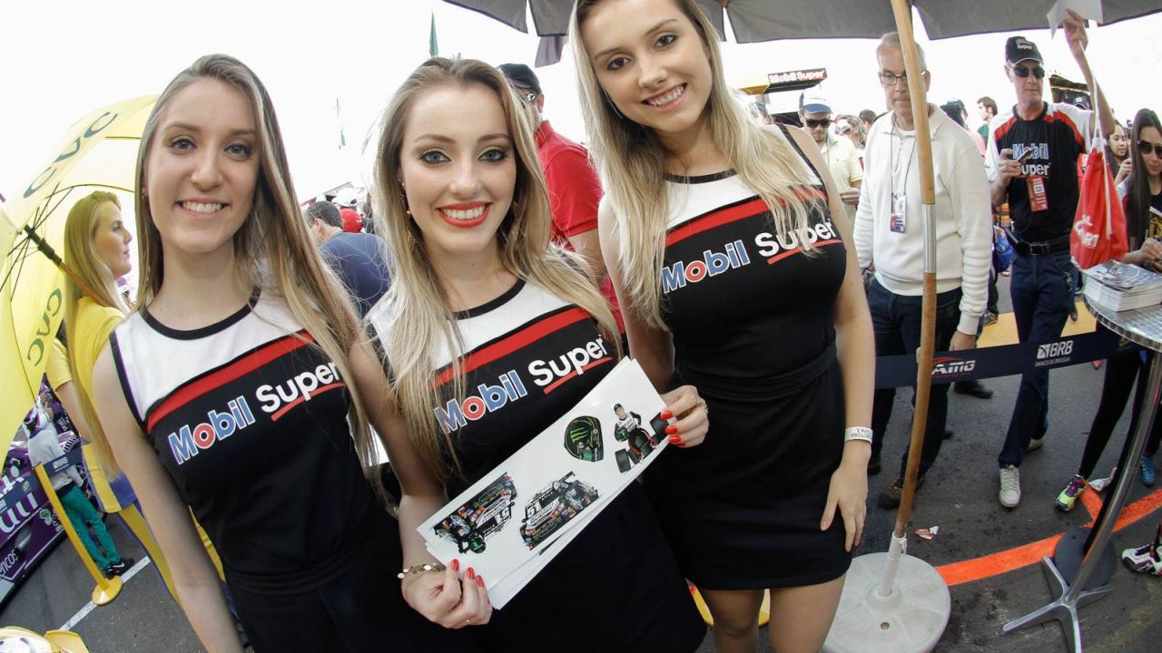 Grid Girls - czerwiec 2015
