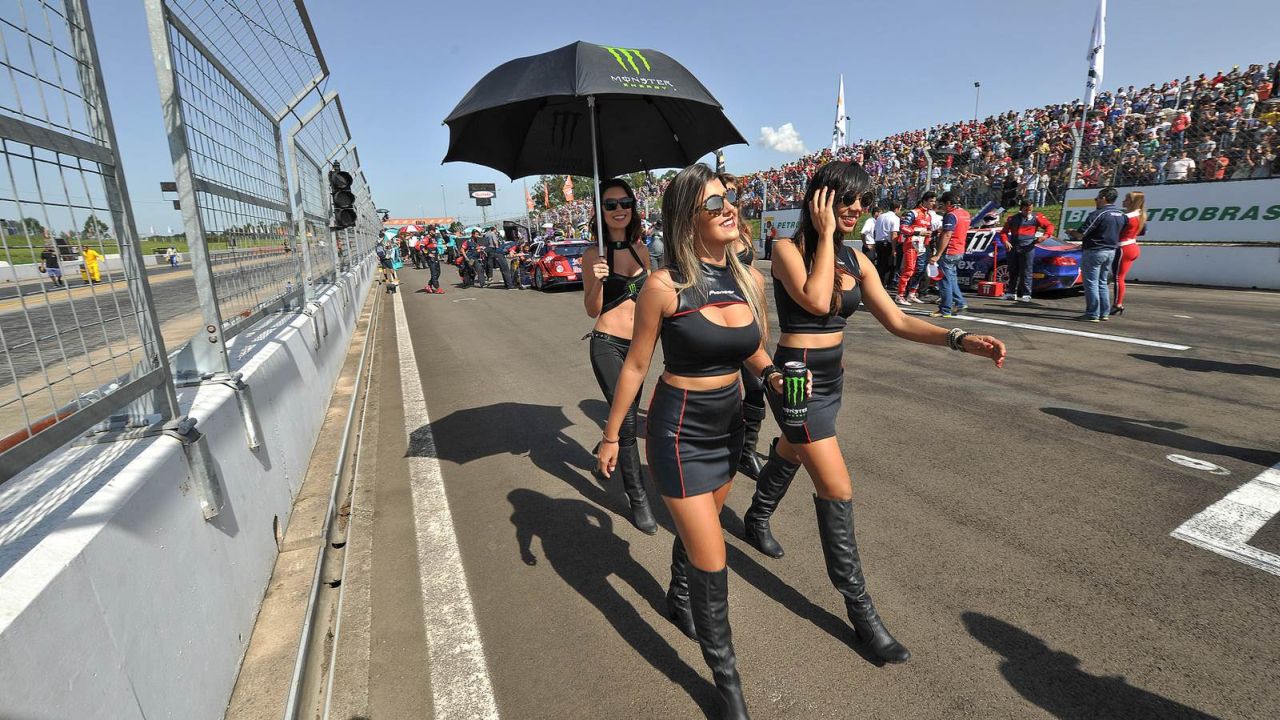 Grid Girls - kwiecie 2015