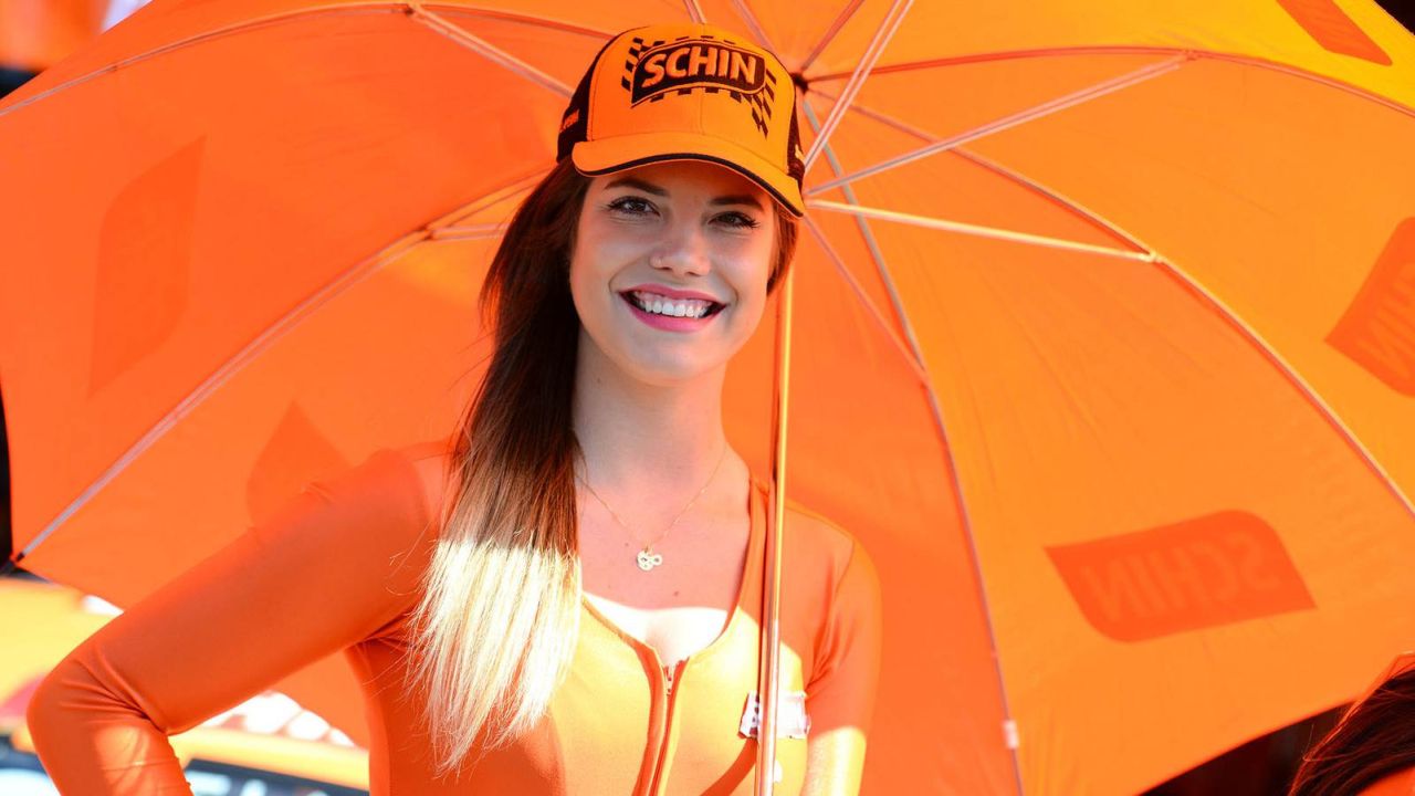 Grid Girls - listopad 2015