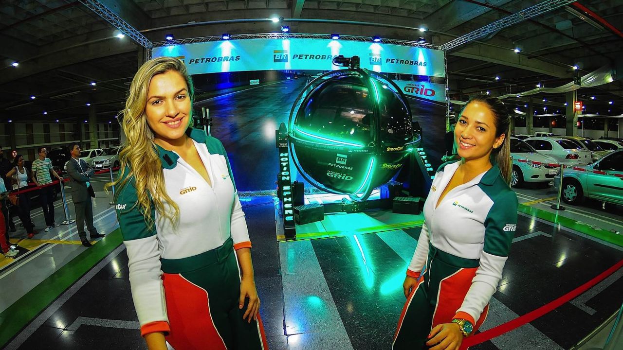 Grid Girls - sierpie 2015