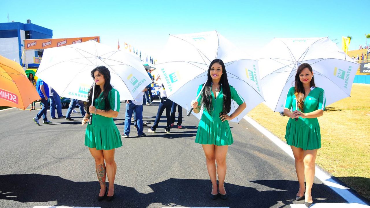 Grid Girls - sierpień 2015