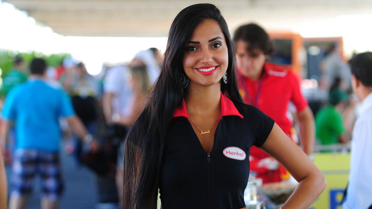 Grid Girls - sierpie 2015