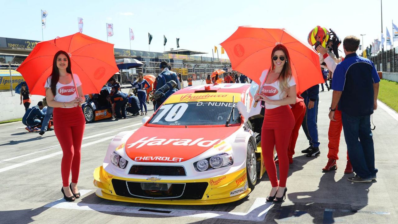 Grid Girls - sierpień 2015