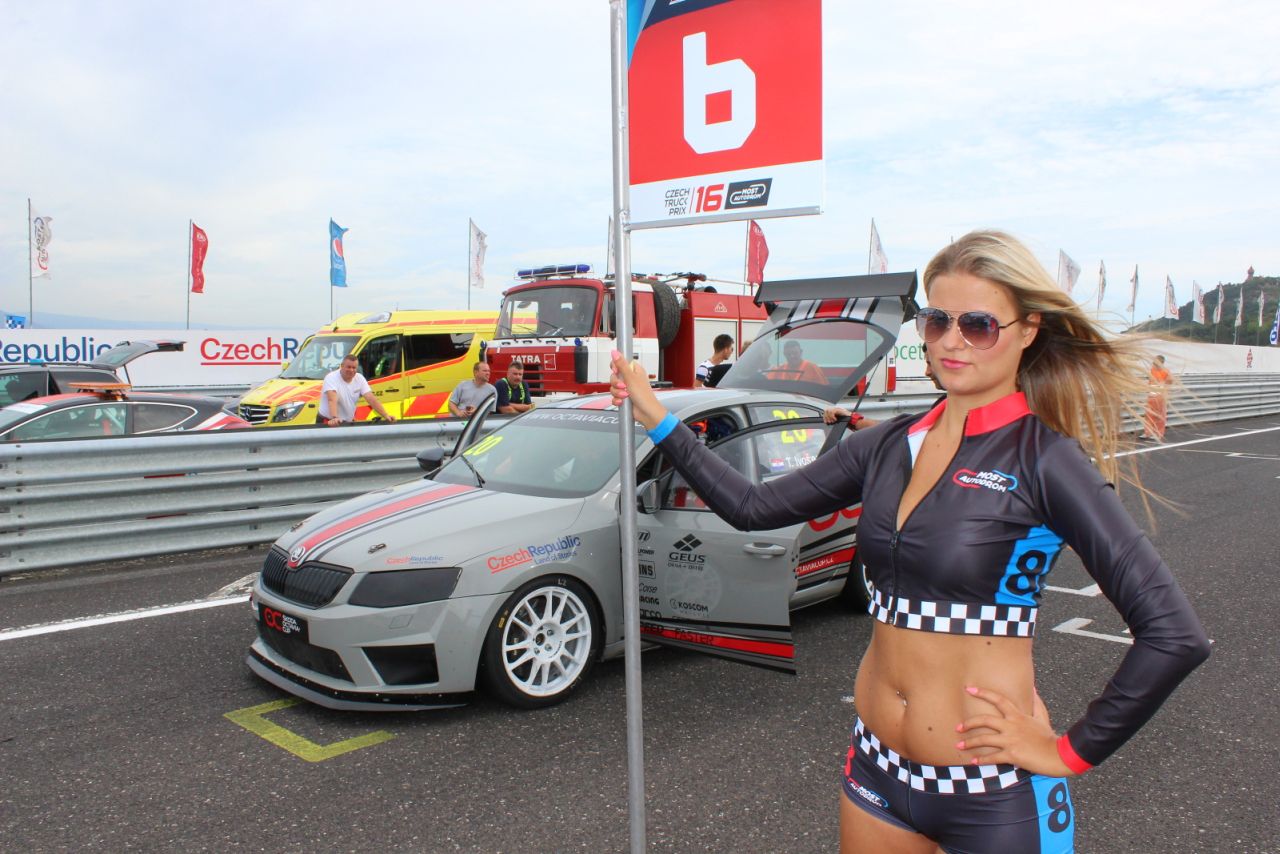 Grid Girls - wrzesień 2016
