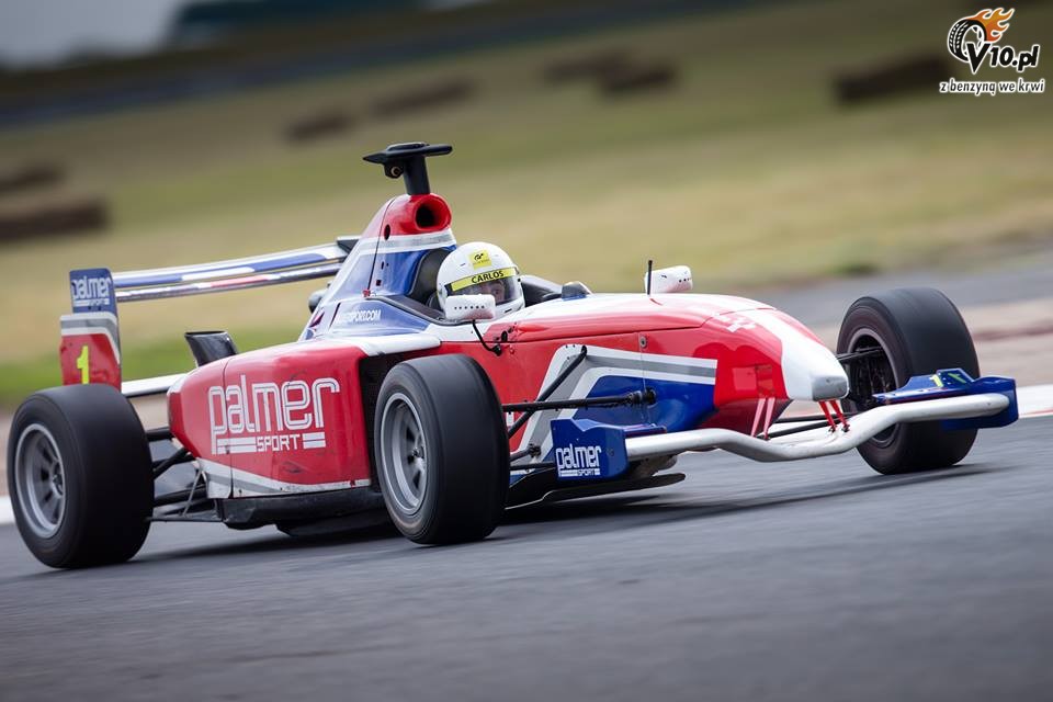 GT Academy 2014: Francuz zwycizc europejskiego finau, Polak odpad przed ostatnim wycigiem