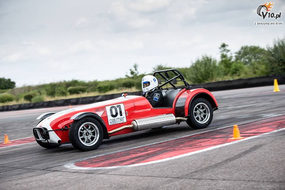 GT Academy 2014: Francuz zwycizc europejskiego finau, Polak odpad przed ostatnim wycigiem