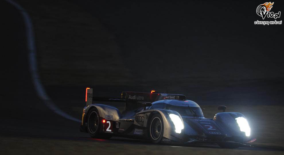 ILMC, 24h Le Mans: Peugeoty zwlekaj z pit stopami