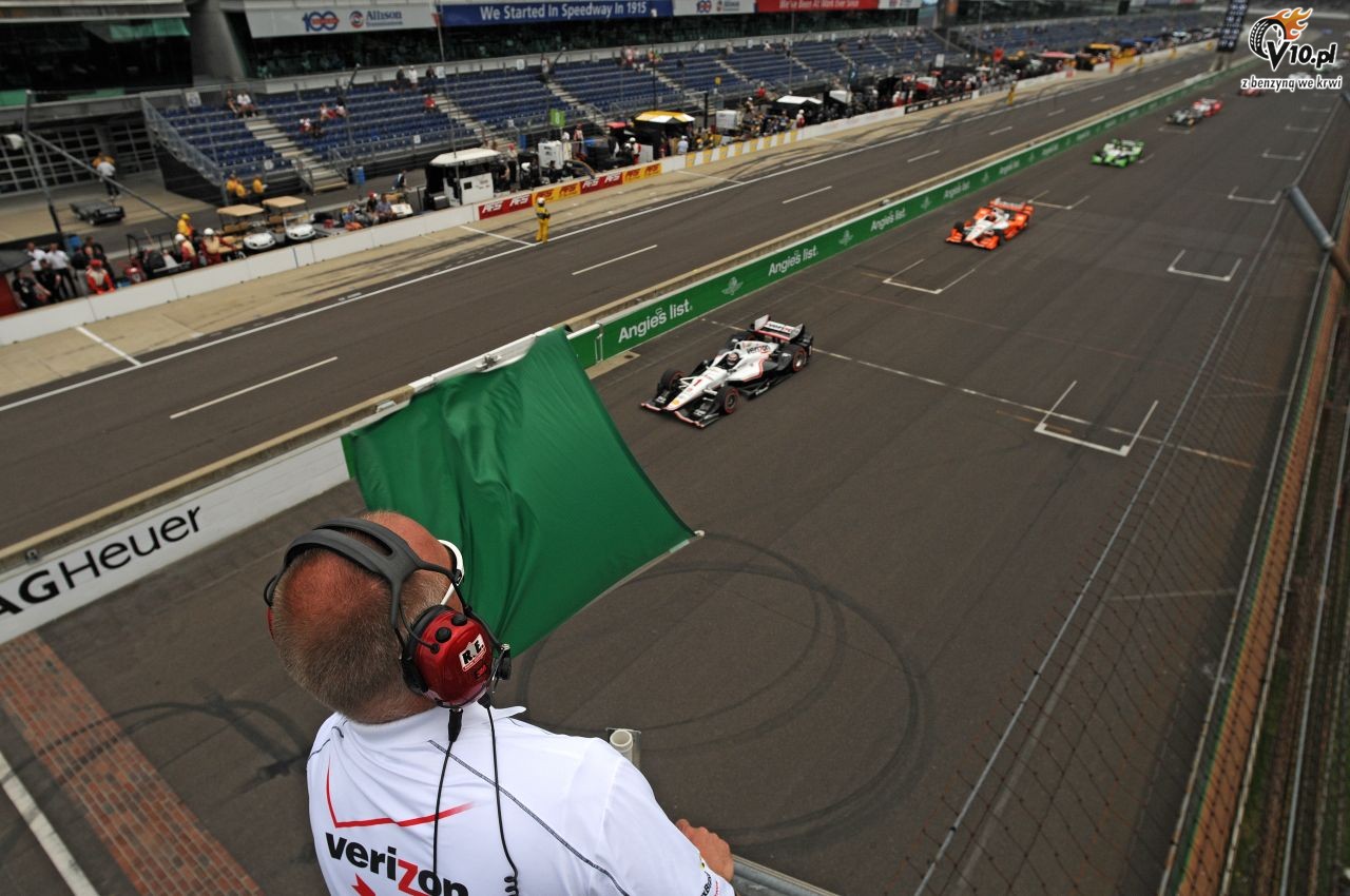 IndyCar - Indianapolis 2015 na drogowej pętli