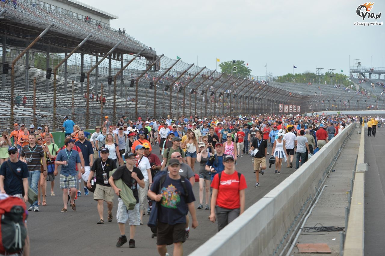 IndyCar - Indianapolis 2015 na drogowej pętli