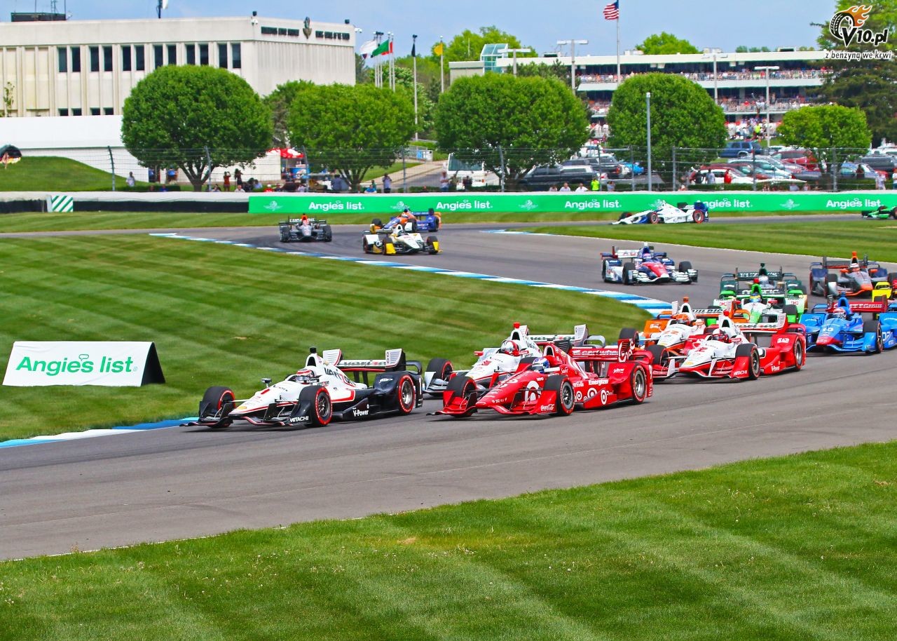 IndyCar - Indianapolis 2015 na drogowej pętli