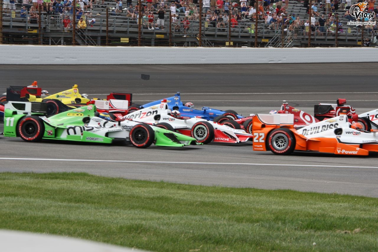 IndyCar - Indianapolis 2015 na drogowej pętli