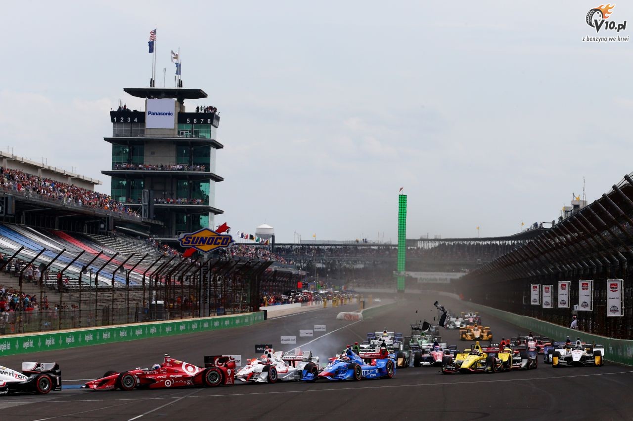 IndyCar - Indianapolis 2015 na drogowej pętli
