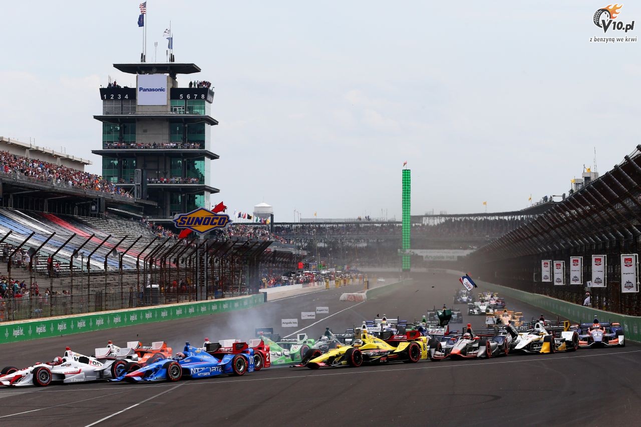 IndyCar - Indianapolis 2015 na drogowej pętli