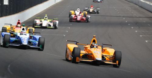 Alonso wygra 300 tysicy USD na Indianapolis 500