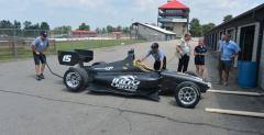 Nowy bolid Indy Lights ruszy na tor