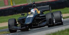Nowy bolid Indy Lights ruszy na tor