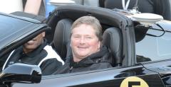 Jakes wraca do IndyCar jako kierowca Schmidt Peterson