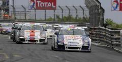 Sebastien Loeb zdominował wyścigowy weekend Porsche Matmut Carrera Cup w Pau