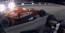 Ostra walka Karama i Carpentera podczas wycigu IndyCar na owalu w Iowa