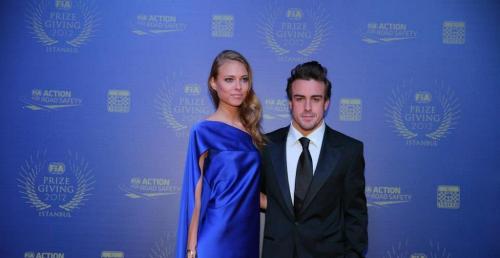 Alonso roztrzaska� paparazziemu aparat za 6 tysi�cy euro