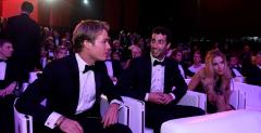 Hamilton odebra puchar mistrza wiata Formuy 1
