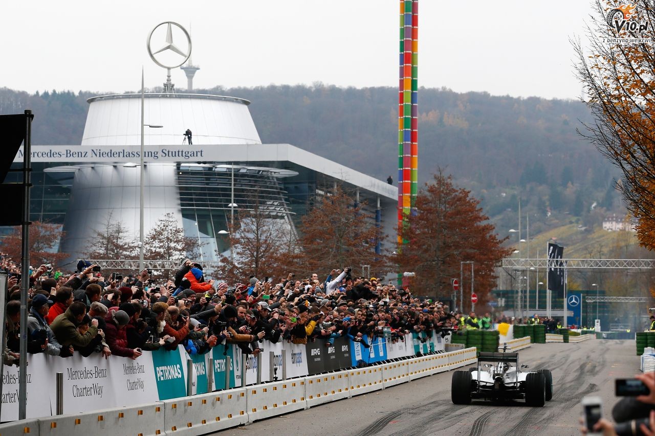 Mercedes - Stars & Cars 2014