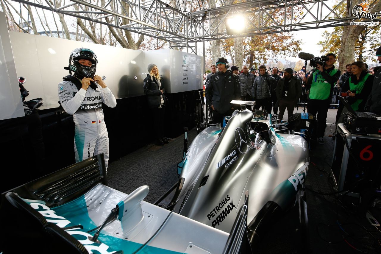 Mercedes - Stars & Cars 2014