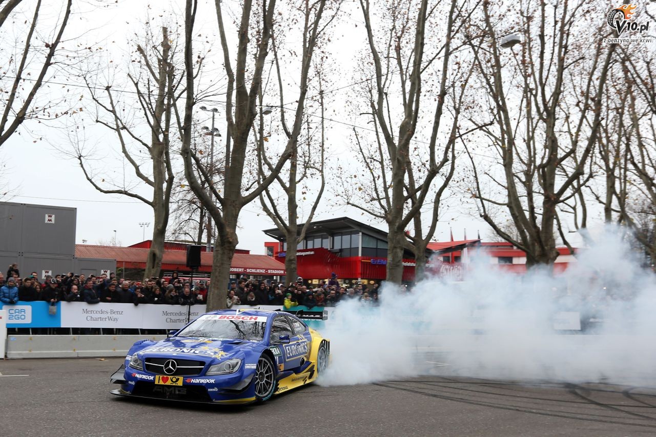 Mercedes - Stars & Cars 2014