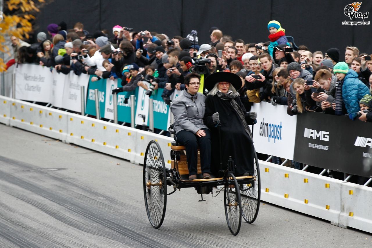 Mercedes - Stars & Cars 2014