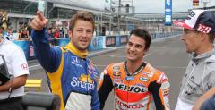 Motocykl MotoGP vs bolid IndyCar na torze Indianapolis