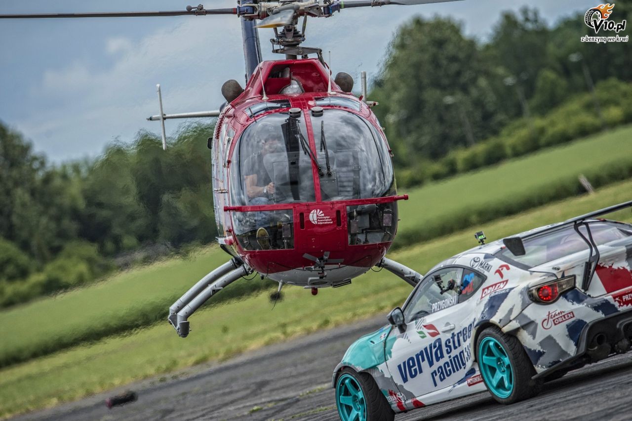 Kuba Przygoski, Felix Baumgartner i drifting z helikopterem na ogonie