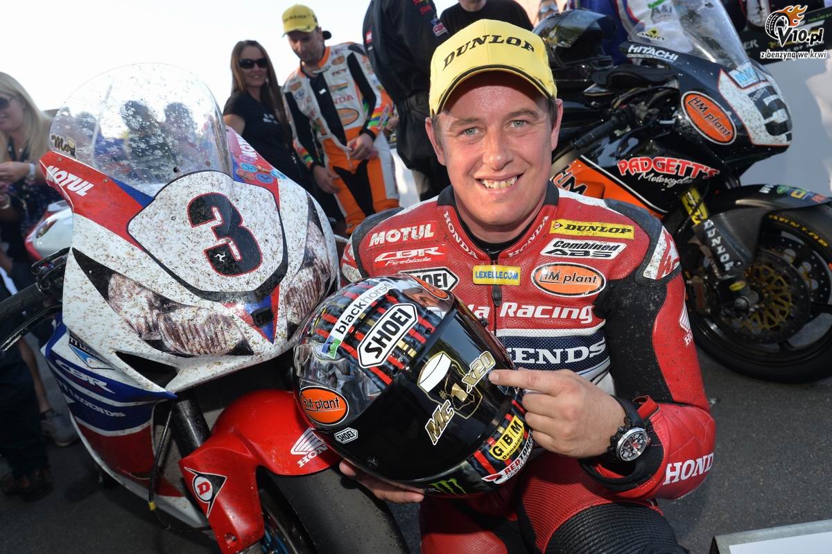 Isle of Man TT: Rekordowe 20. zwycięstwo McGuinnessa. Honda zdominowała rywalizację