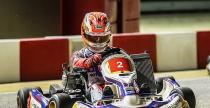 Karting: Basz wygrywa pod oson nocy na ulicznym torze w Singapurze