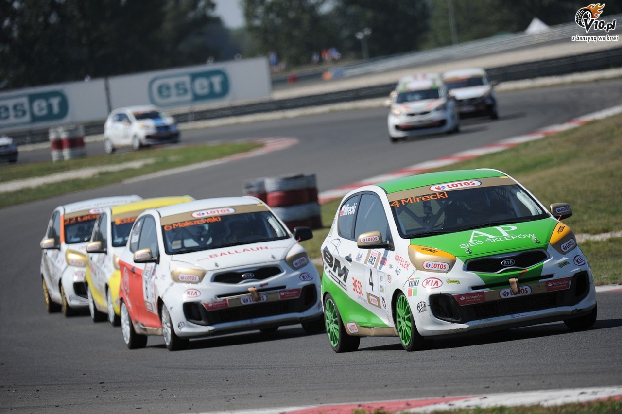 Kia Lotos Race 2012: Nieudany wystp faworytw na Slovakiaring